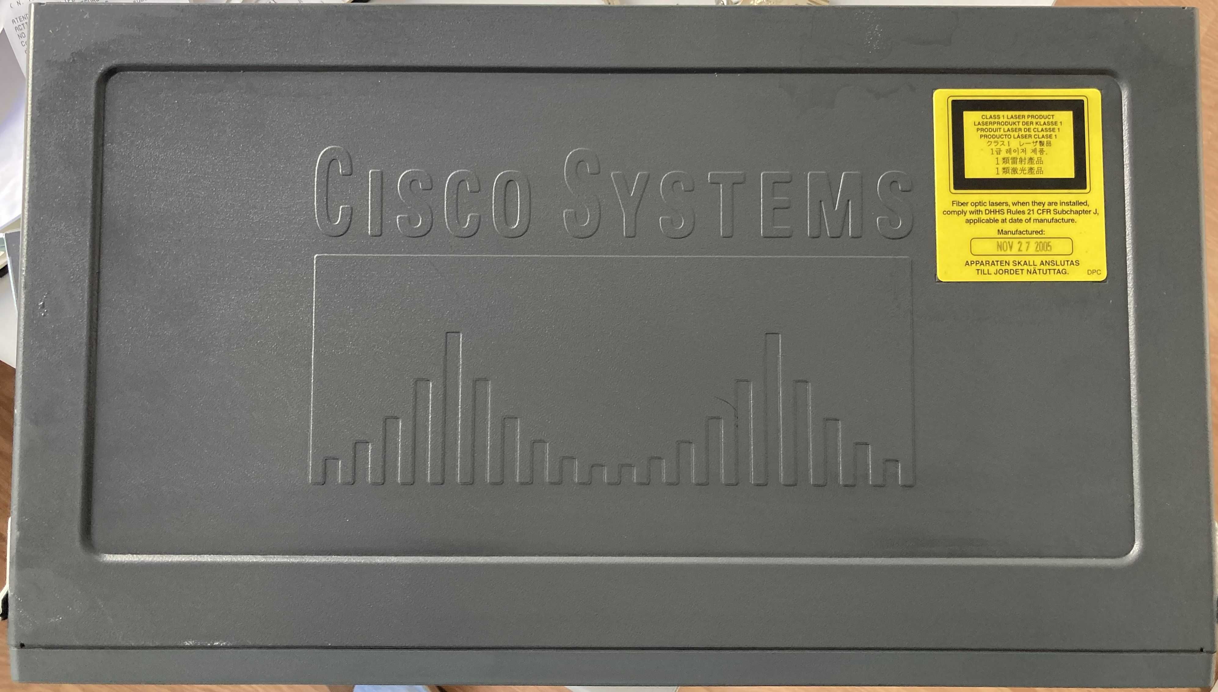 SWITCH Cisco WS-CE500-24TT 24 10/100 AND 2 10/100/1000BT