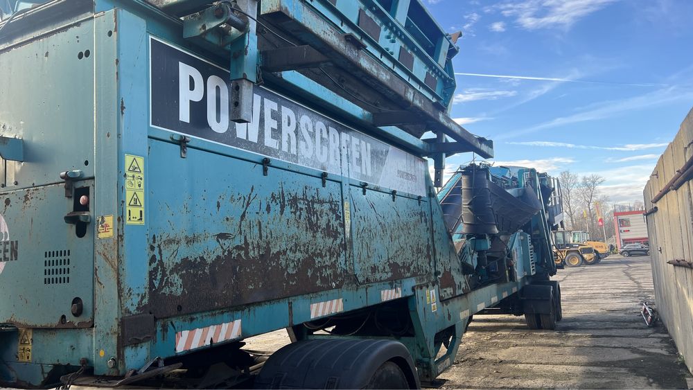 Przesiewacz Powerscreen Chieftain 1400 kołowy