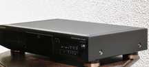 Stereo Compact Disc Player - Sony CDP XE300
