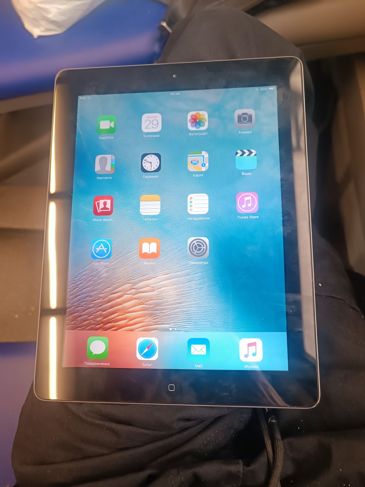 iPad  2 16gb робочий