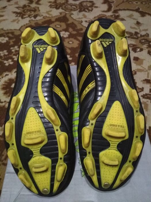 Бутсы футбольные 36р