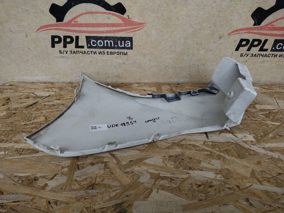 Ford Transit Connect 13- клык заднего бампера правый DT11-17926-B