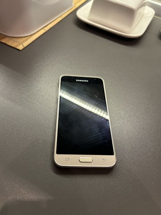 Samsung Galaxy J3 2016