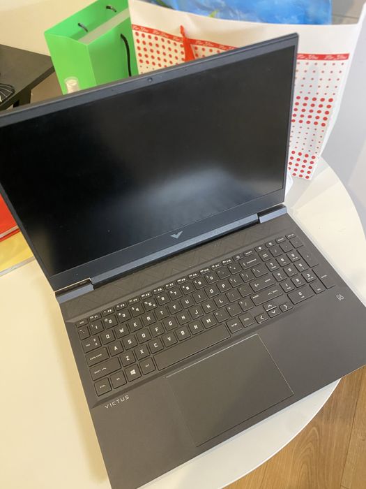 Spzedam laptop gaming Victus by HP Laptop 16-e0xxx