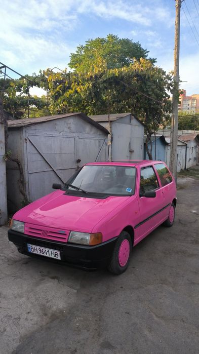 Авто Fiat Uno 1992