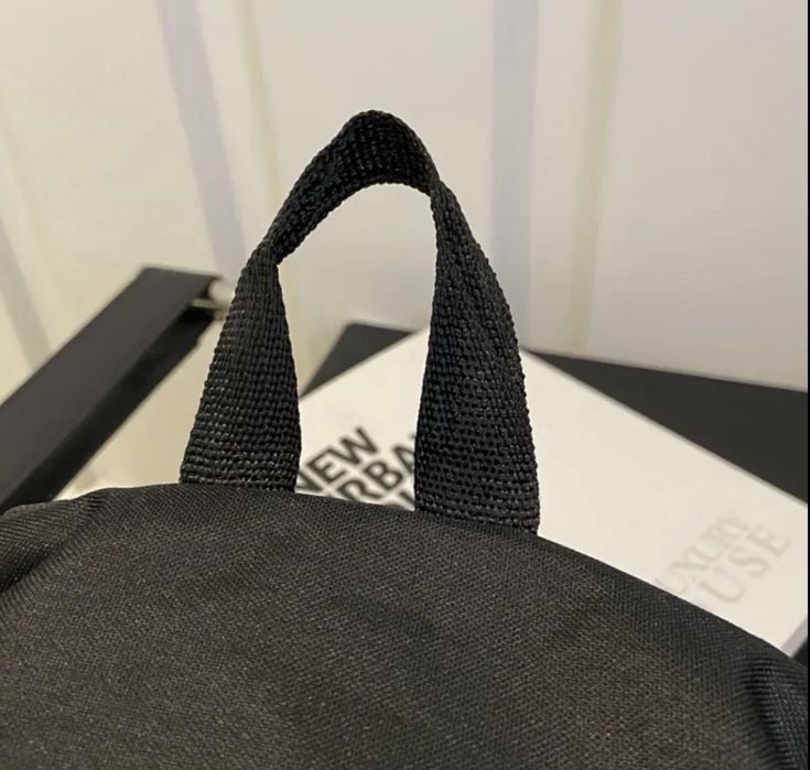 Черный спортивный рюкзак