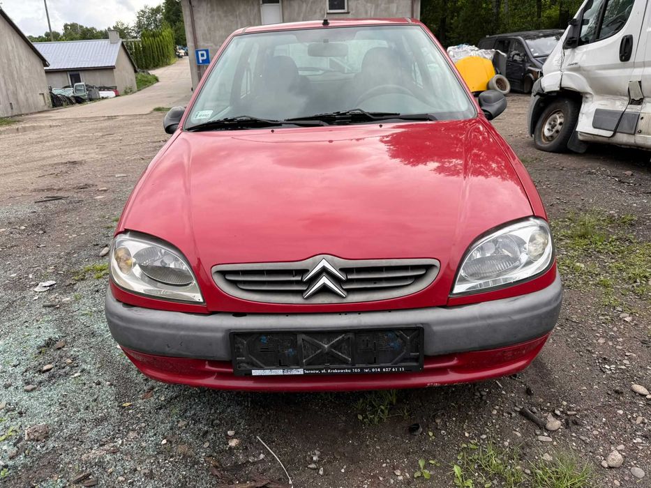 Zderzak citroen saxo  kod lakieru ejxb