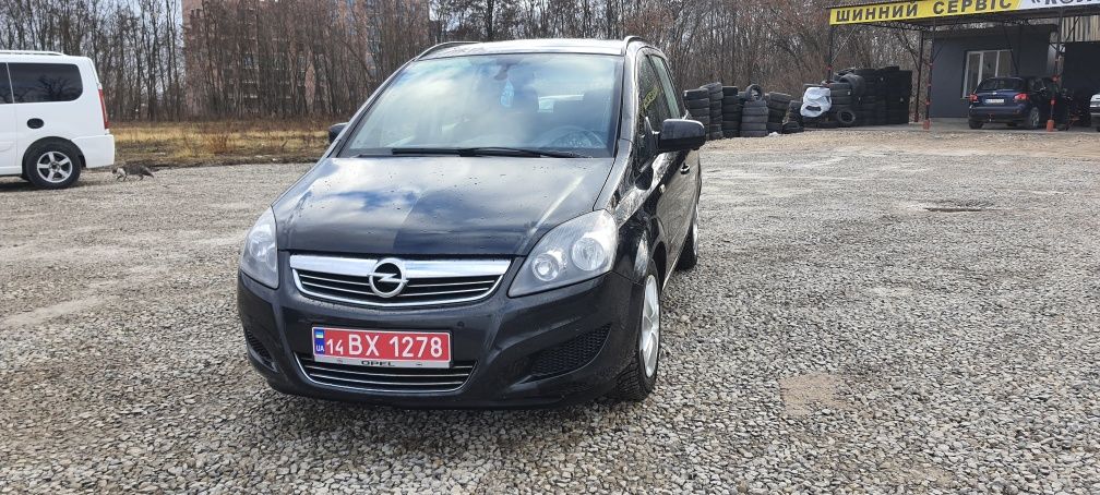 Opel Zafira 1.7дизель