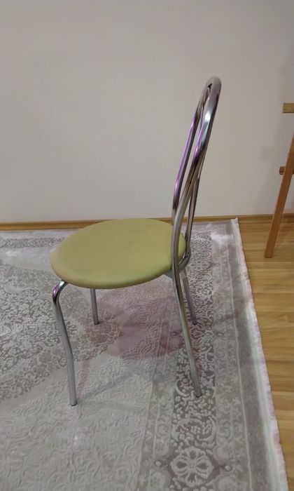 Стулья кухонные 4шт