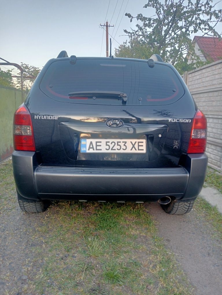 Hyundai tykson 2.0 автомат 4х4