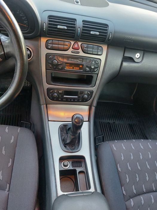 Mercedes c220 sport coupe evolucion 2003