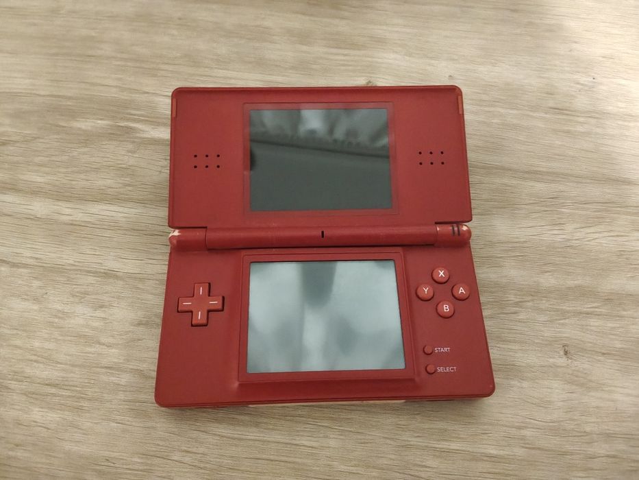 Konsola Nintendo DS Lite Czerwona