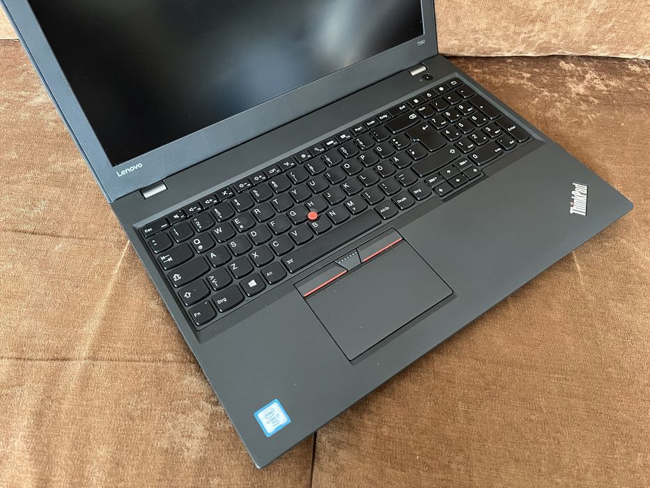 Lenovo ThinkPad T560 i7 16 Gb Ram 256 Gb nVidia GeForce 940MX