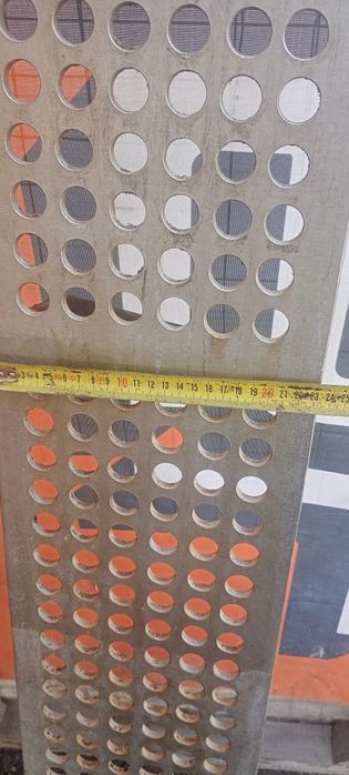 Решітка нержавійки товстостіна