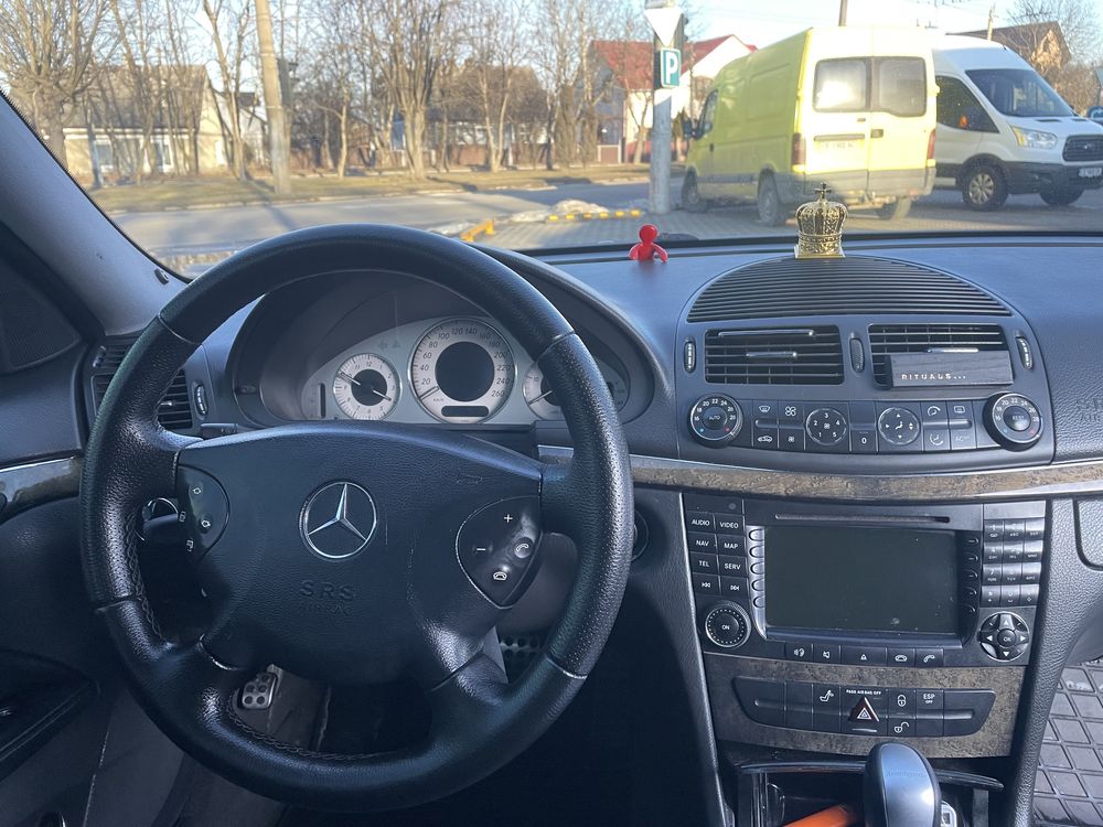 Мерседес w211 3,2