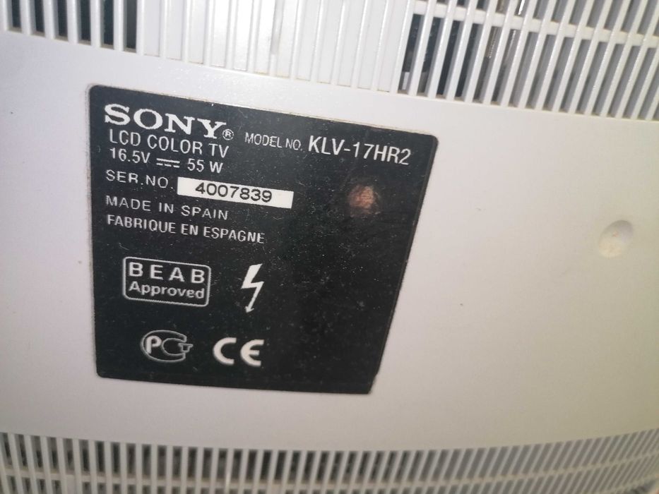 Monitor Sony 46cm largura por 40 cm altura