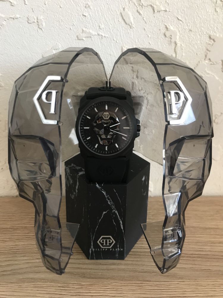 Часы Philipp Plein