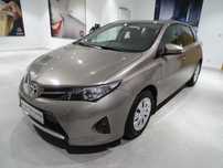 Toyota Auris Toyota Auris 1.33 VVT-i benzyna 99KM Salon Polska