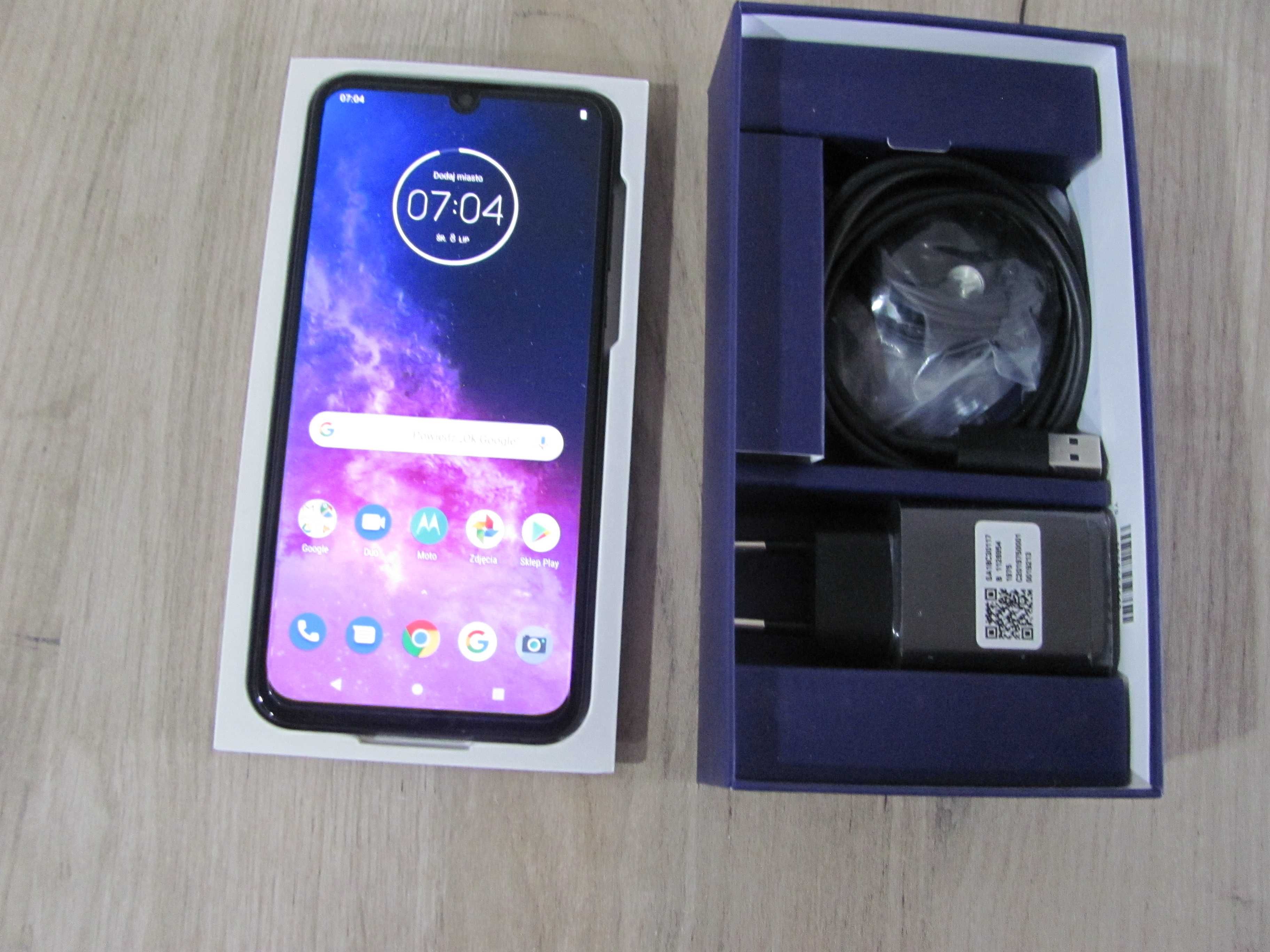 Nowy Telefon Motorola One Zoom 4/128GB Electric Gray + etui