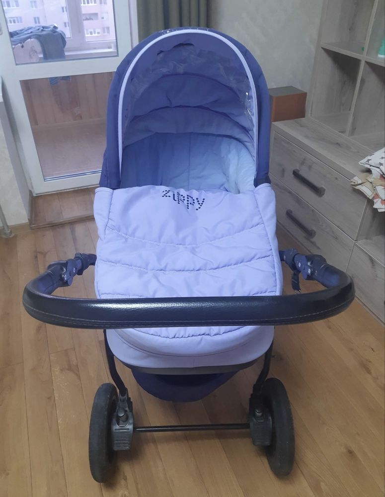 Універсальна коляска 2 в 1 Zippy