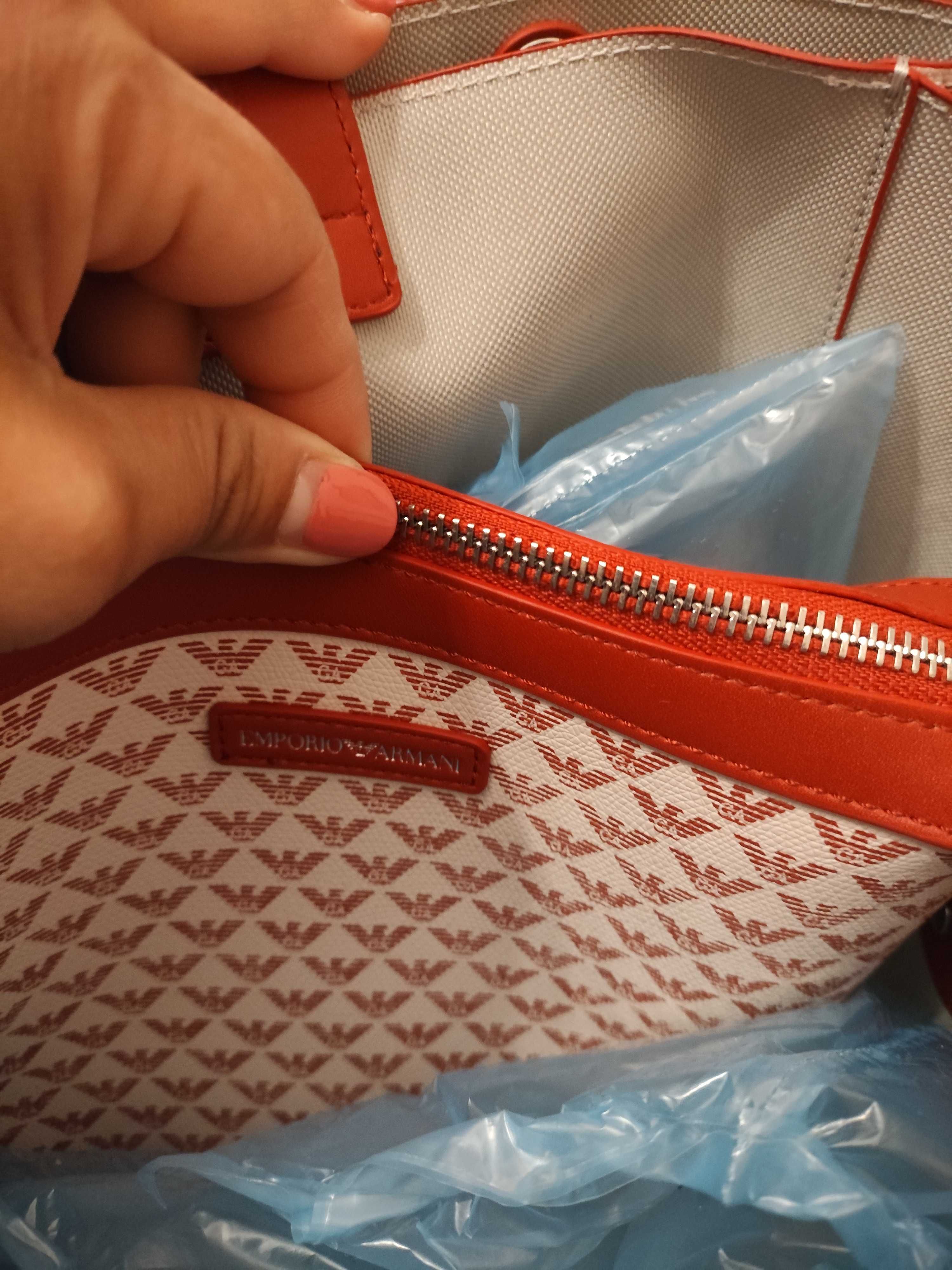Mala nova e verdadeira Empório Armani