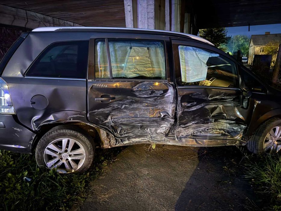 Опель зефіра після дтп