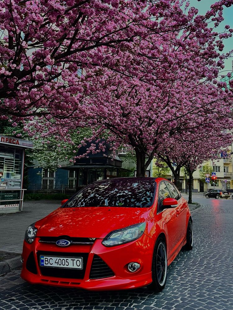 Терміново продам Ford Focus 3 1.0 ecoboost