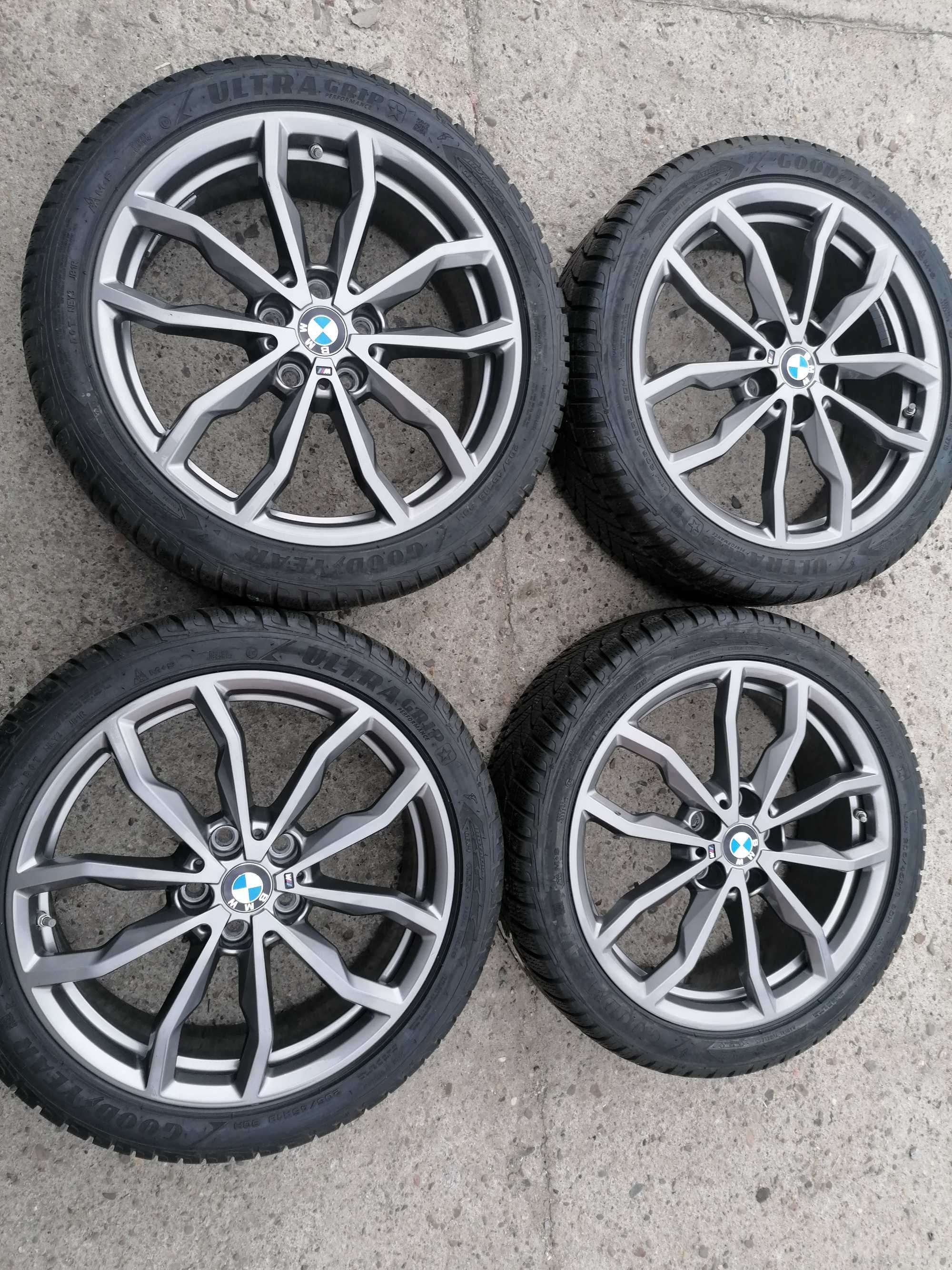 Koła zimowe 18" bmw 1 f40 f41 2 f44 m-pakiet Nowe  Opony