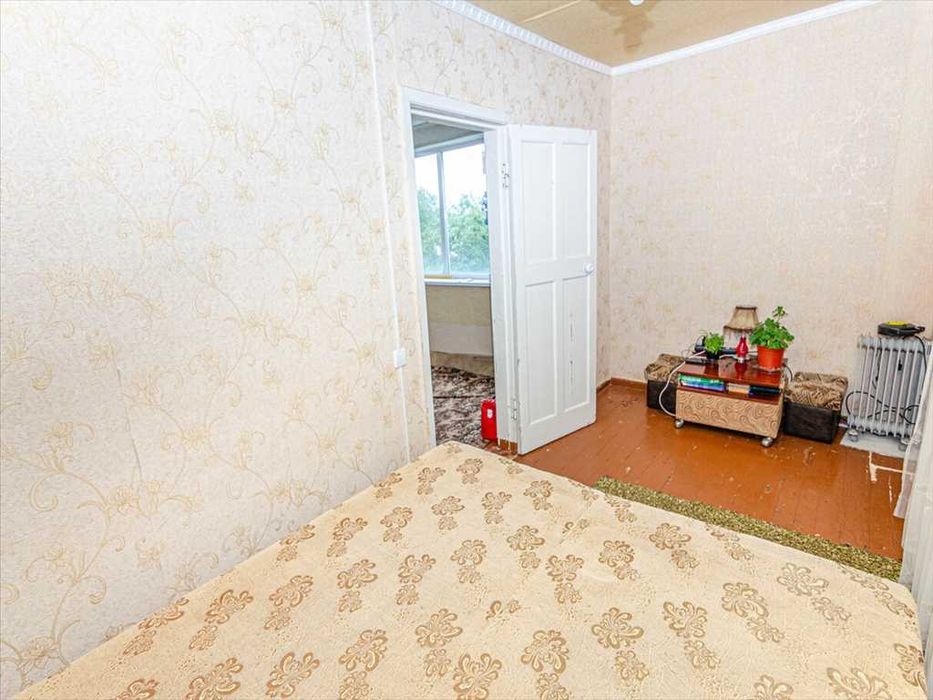 Бюджетна квартира в Яреськах!