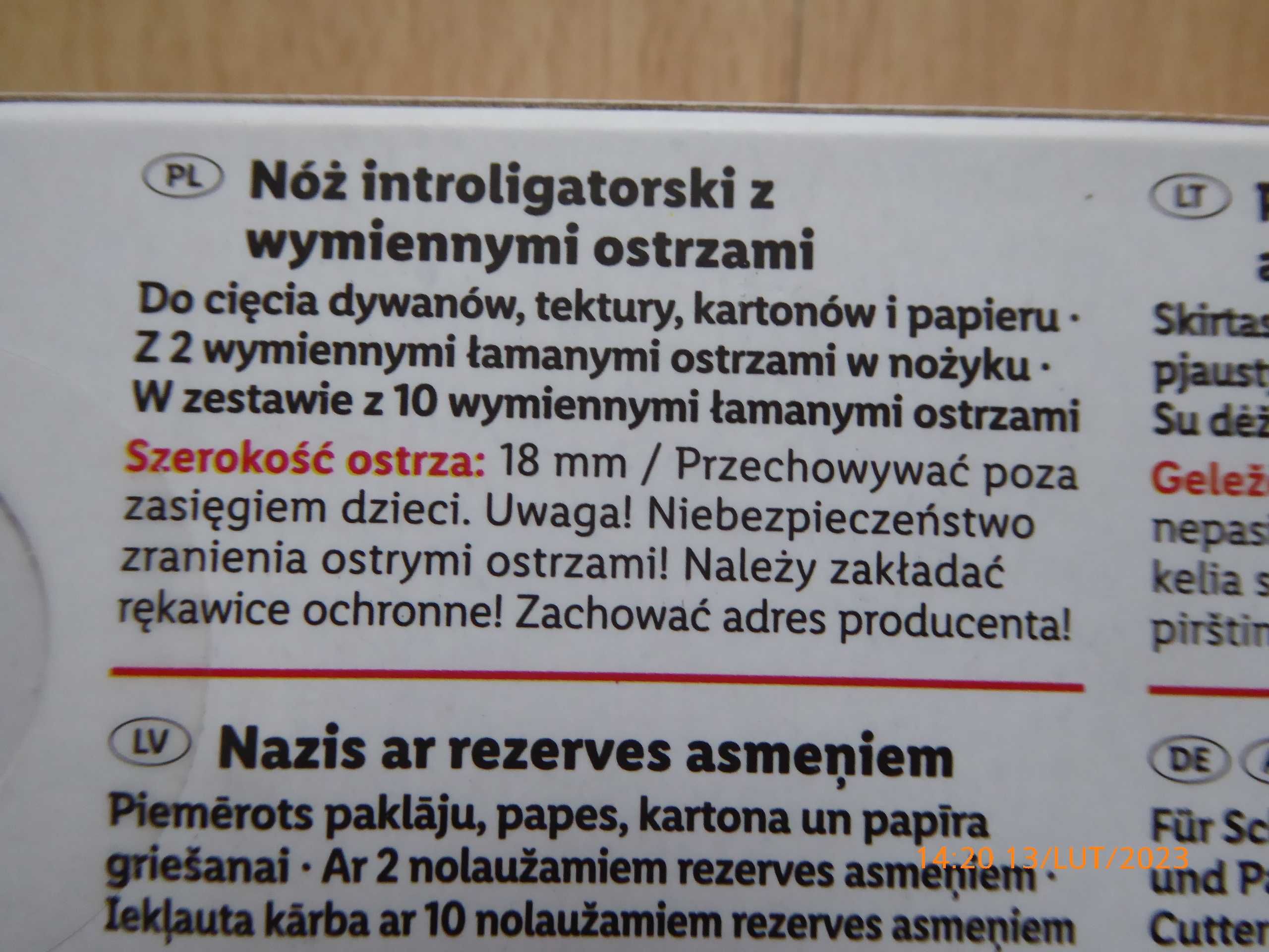 Nowy nóż introligatorski z 12 wymiennymi ostrzami Parkside