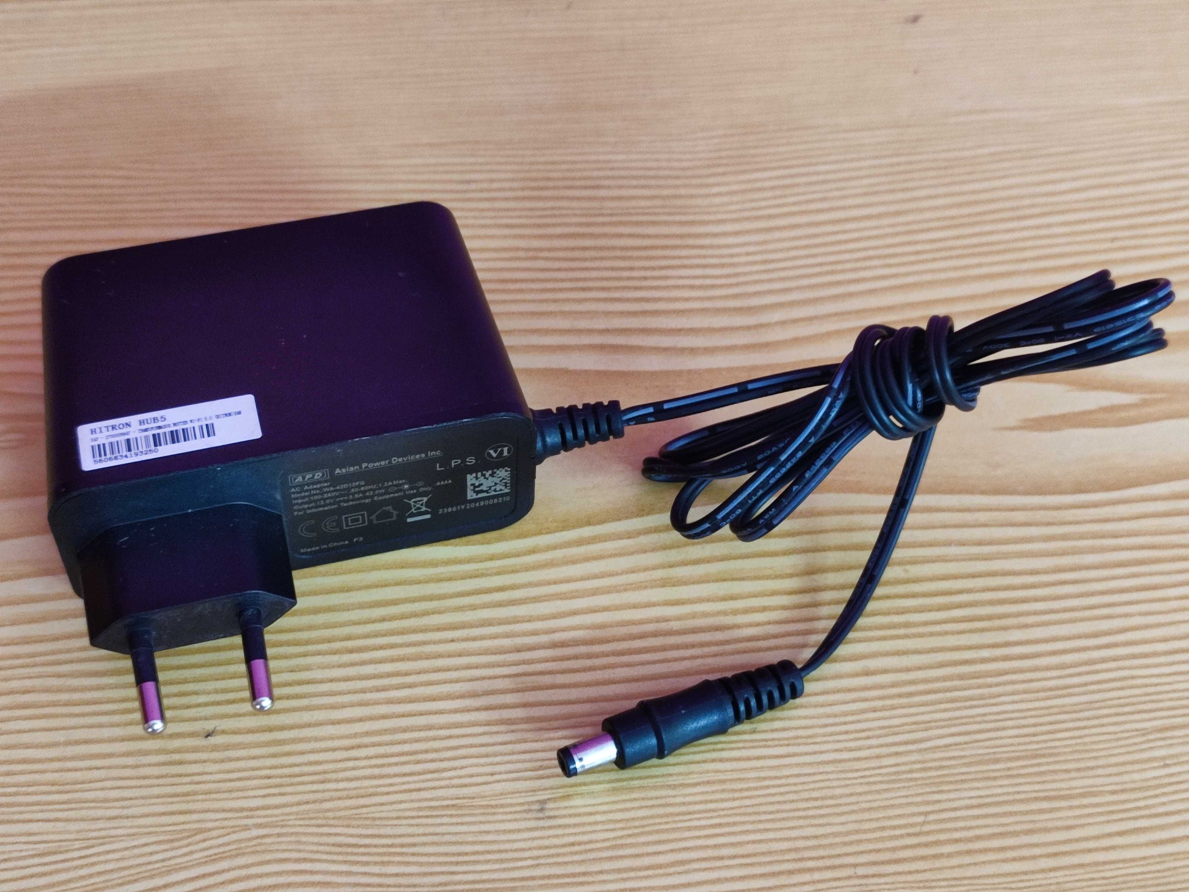 AC Adaptadores 12v - 3,5A. Transformadores