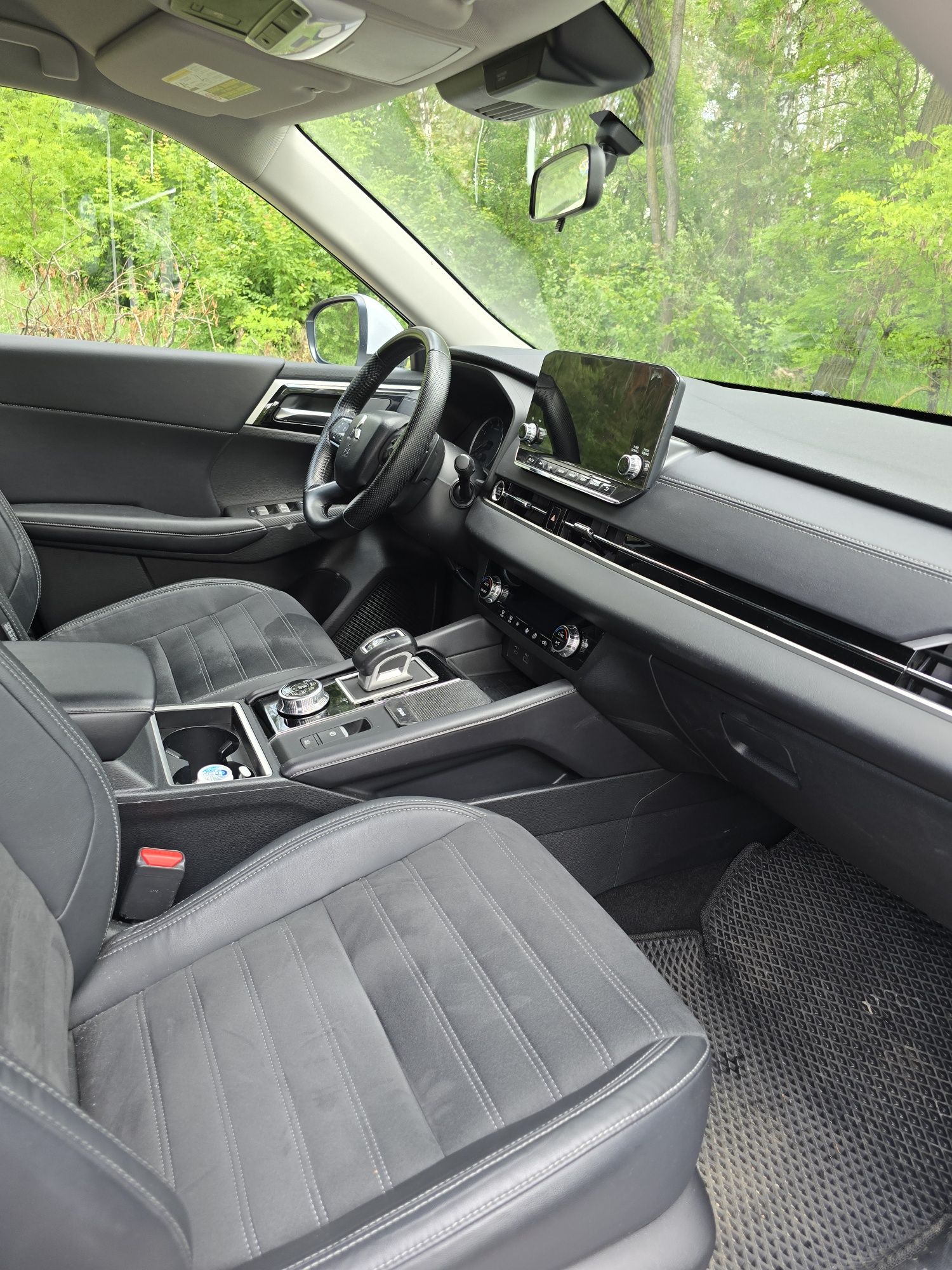 Продаю Mitsubishi Outlander MiVEC CVT(184к.с.) S-AWC рік випуску 2022