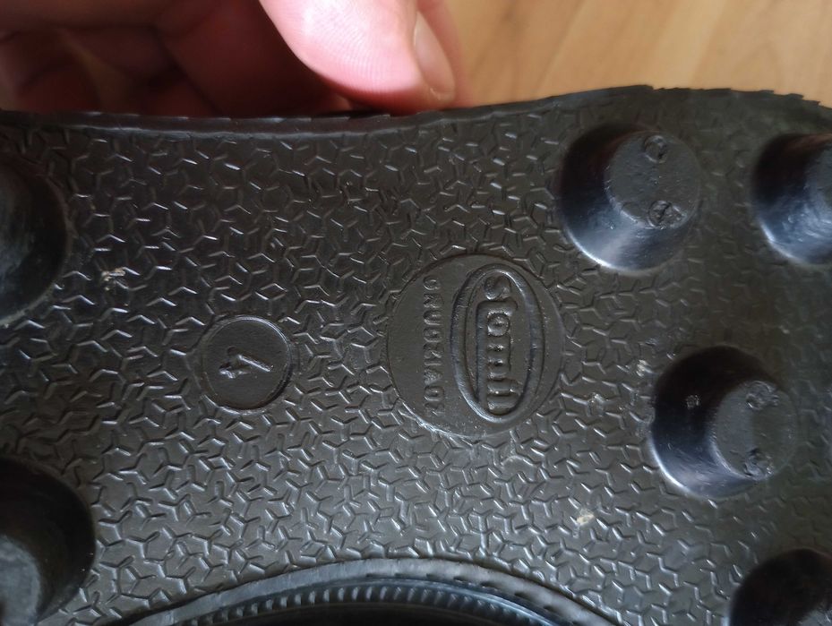 Korki Stomil - PRL - Nowe