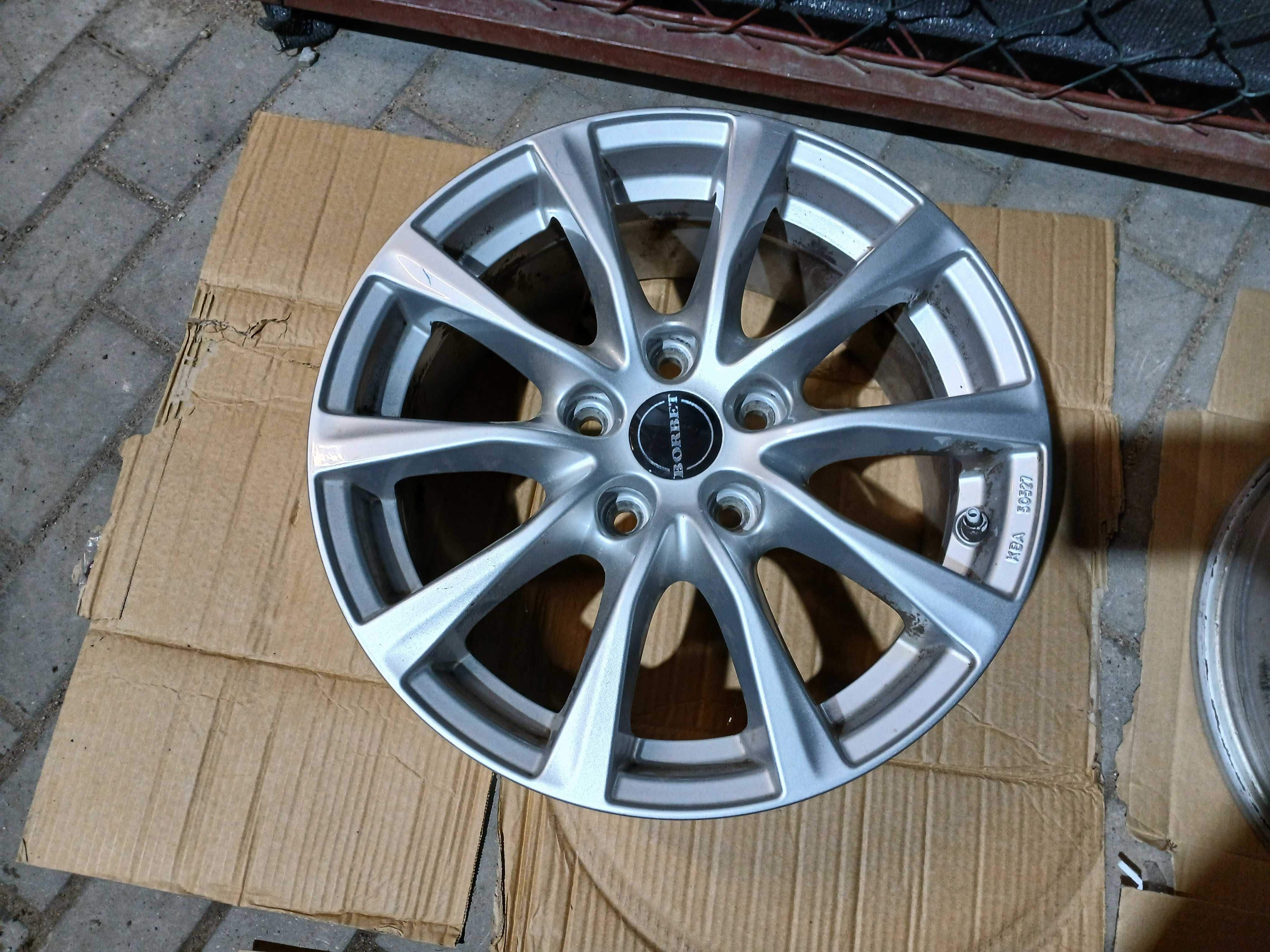 4x felgi alu 16 5x112 Audi A3 A4 A6 Vw Touran Golf Passat Skoda Seat
