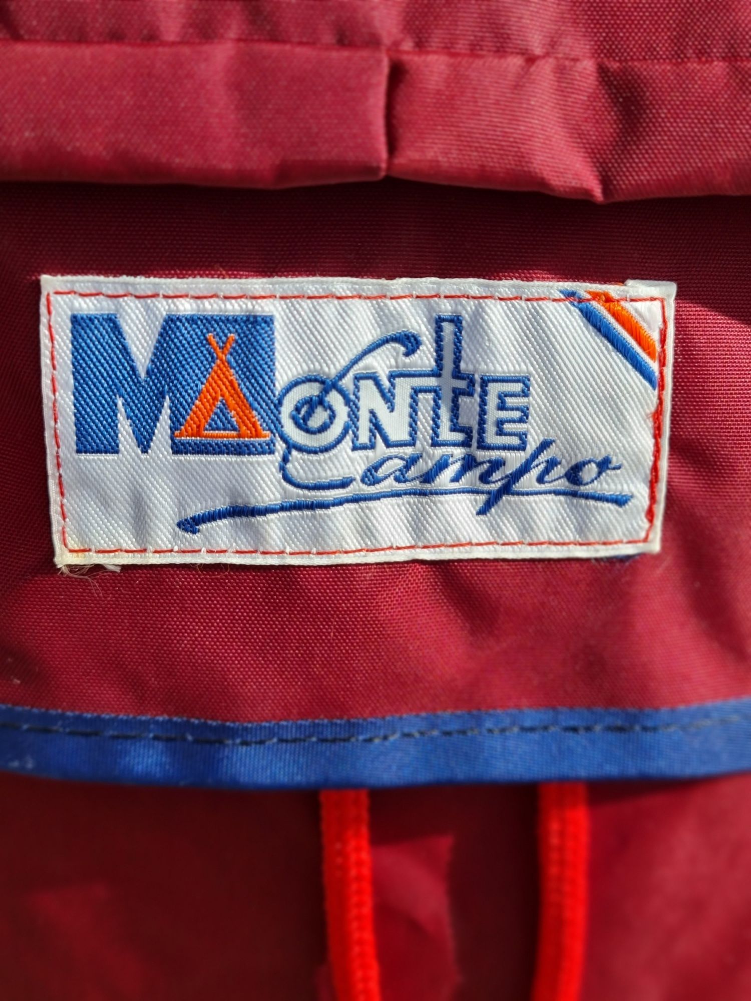 Mochila camping Monte Campos