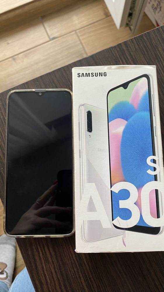 Продам Samsung a30s