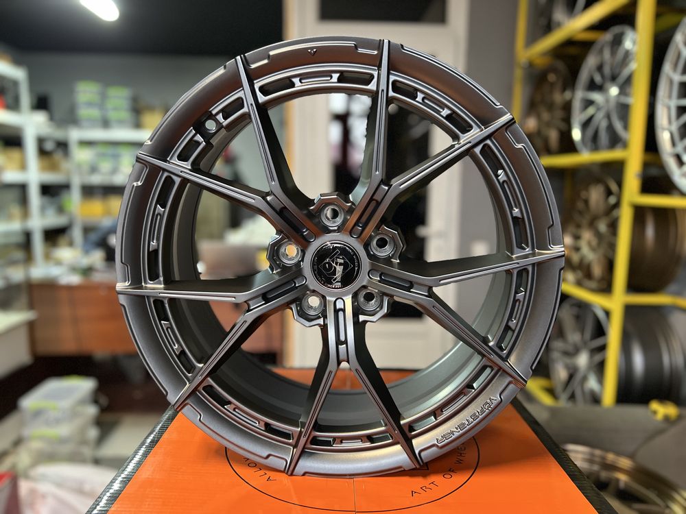 R18 5x114.3 Tesla Model 3 X Y Х У Модел Lexus Toyota Тесла титани