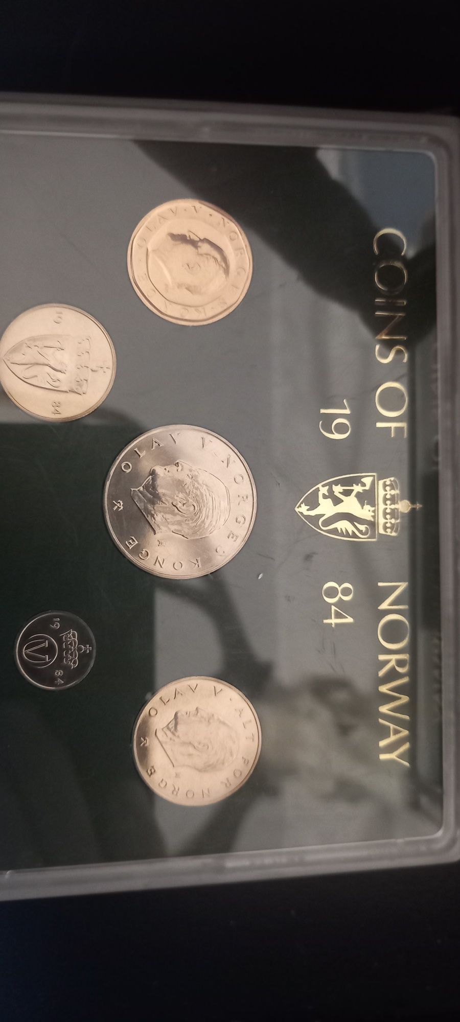 Monety słaby z monetami norwegja