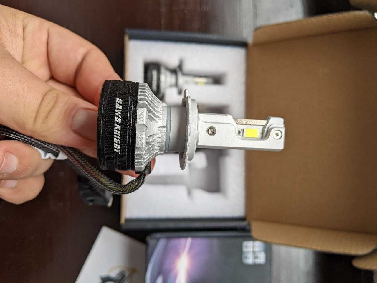 Led лампи DAWNKNIGHT H4 H7 Лед лампи 140w в рефлектор - лінзу