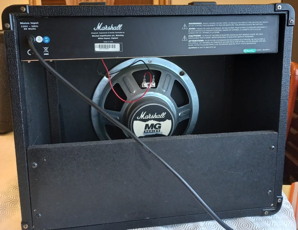 Amplificador Guitarra Marshall MG30 DFX