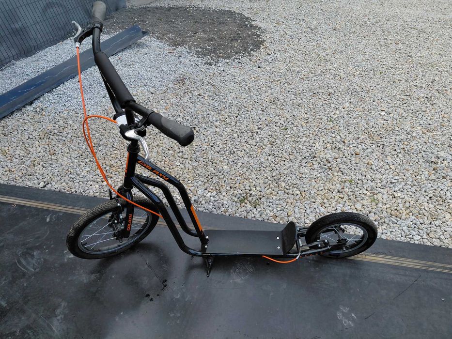 Hulajnoga na dużych kołach