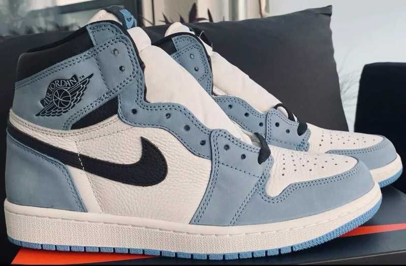 Jordan 1 Retro High OG University Blue R.43
