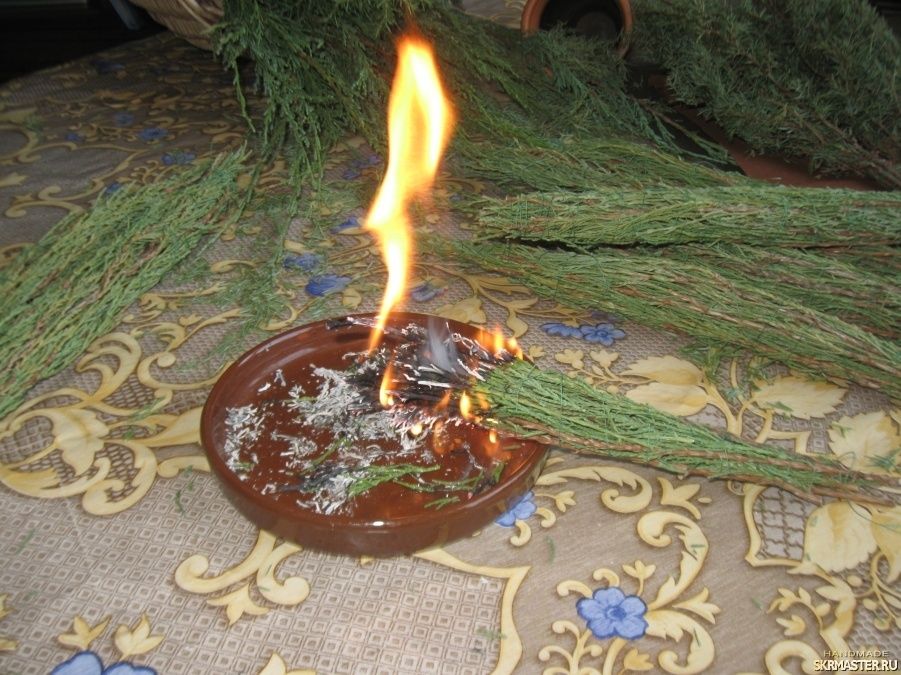 Трипільська мадонна богиня кулон сталь ялівець можжевельник скрутки