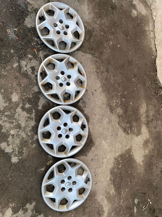 Ковпаки оригінал Volkswagen Renault комплект R 16 R 14