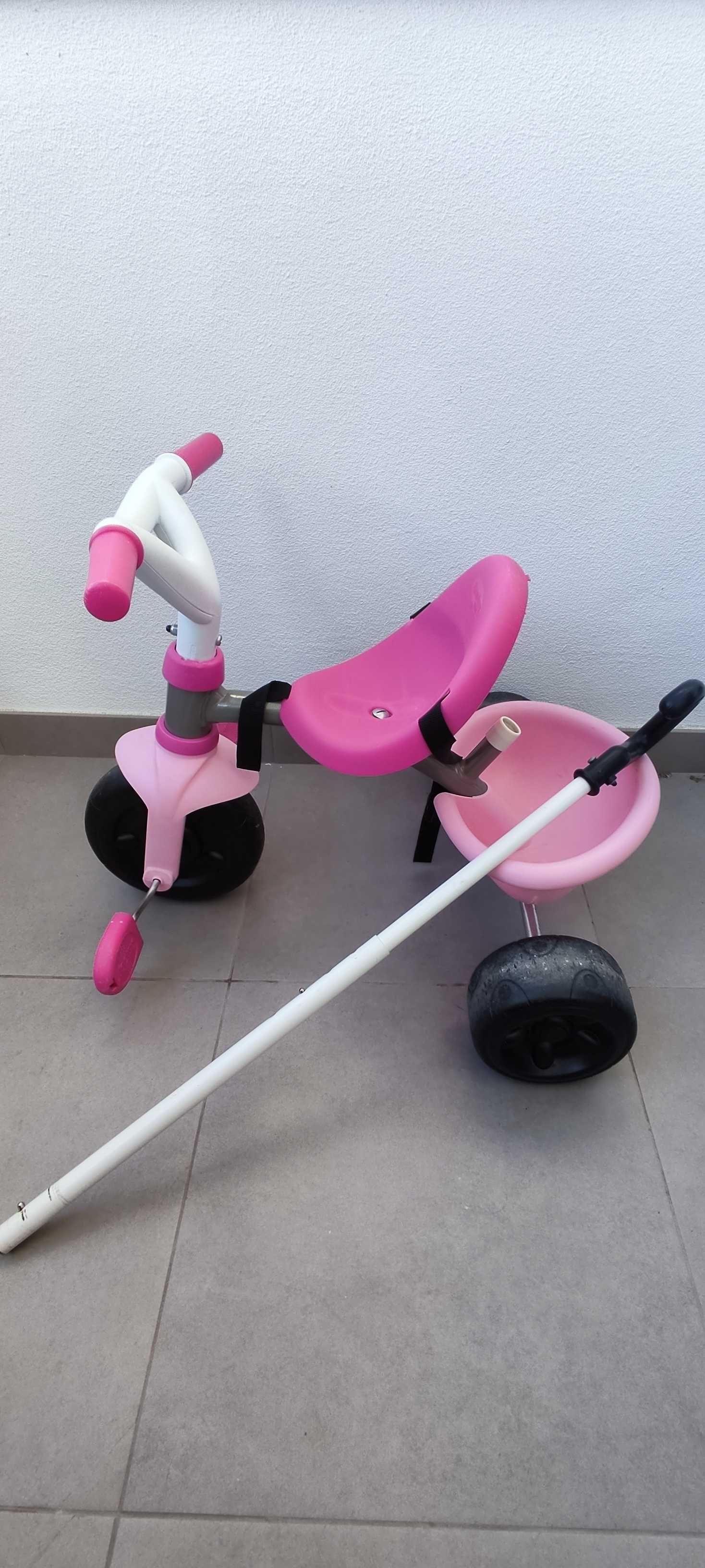 Triciclo menina rosa