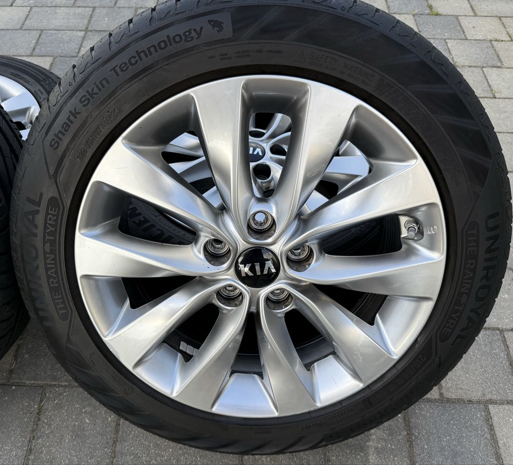 Oryginalne felgi Kia Optima X-Ceed 7.5J 5x114.3 TPMS 215/55R17 lato