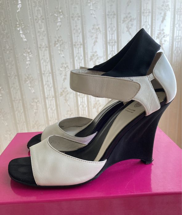 Туфли, босоножки (37 р.)