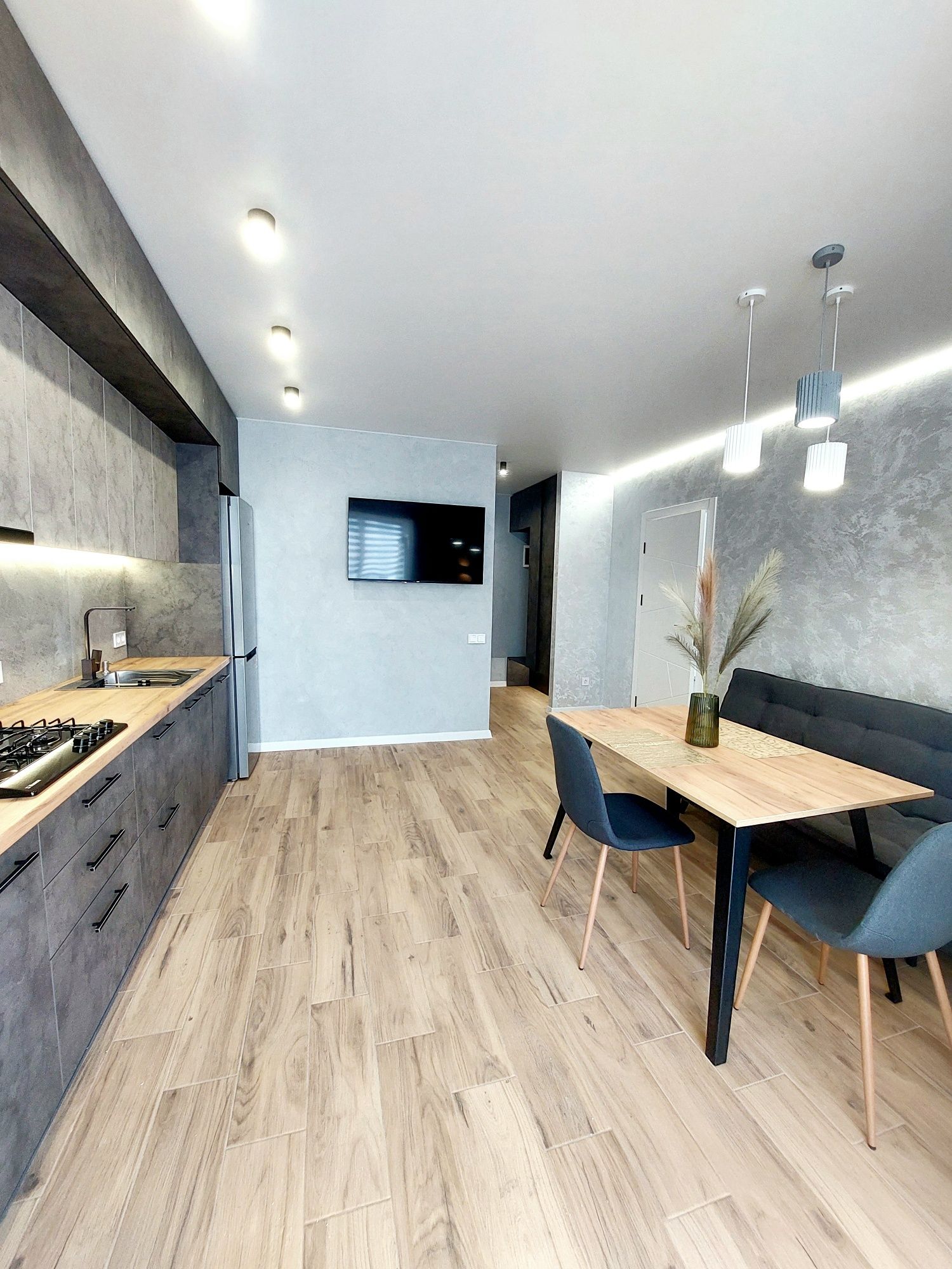 Продам квартиру 53 м2 с новым ремонтом  ЖК  Днепр. Брама 2