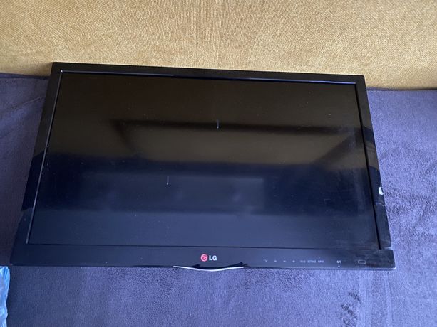 Telewizor/Monitor  LG sprawny 26 cali Gratis dekoder dvbt