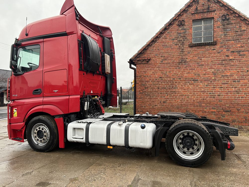 Wynajem ciągnika siodłowego mercedes actros Lowdeck eu6